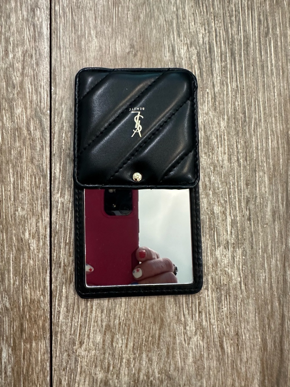 Yves Saint Laurent Black Quilted Compact Mirror with Gold Logo - Picture 5 of 6